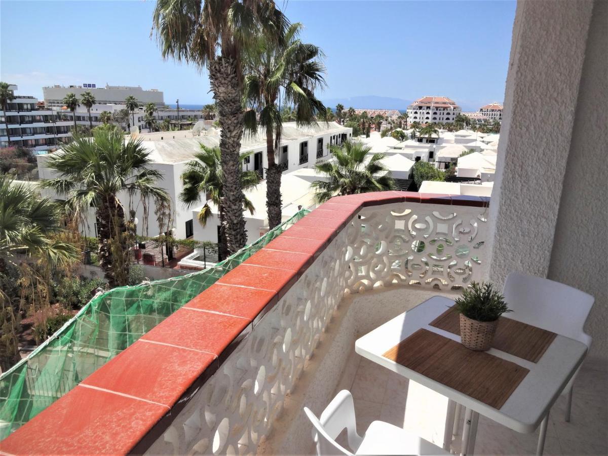 פלאייה דה לאס אמריקס Apartment With A Large South-Facing Balcony, Sea View And Wifi In Las Americas Center מראה חיצוני תמונה